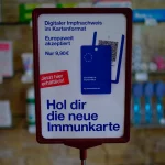 Schild zur Immunkarte in der Marien Apotheke Unterkochen